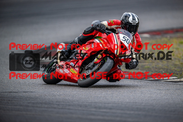 MaZZes_FotoMatrix_230719_3747 | ROT