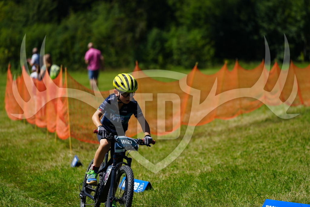 FC101337 | Fotogalerie der Treibjagd im Dunkelwald - Dein MTB Etappenrennen im Erzgebirge - Realisiert mit Pictrs.com