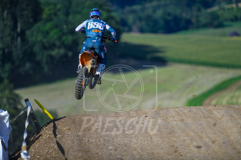 MX1 (575) | Paeschuphoto Shop - Wer nicht sucht der auch nicht findet.Ob Motocrossbilder oder von einem besuchtem Spiel, Hauptsache Action. - Realisiert mit Pictrs.com