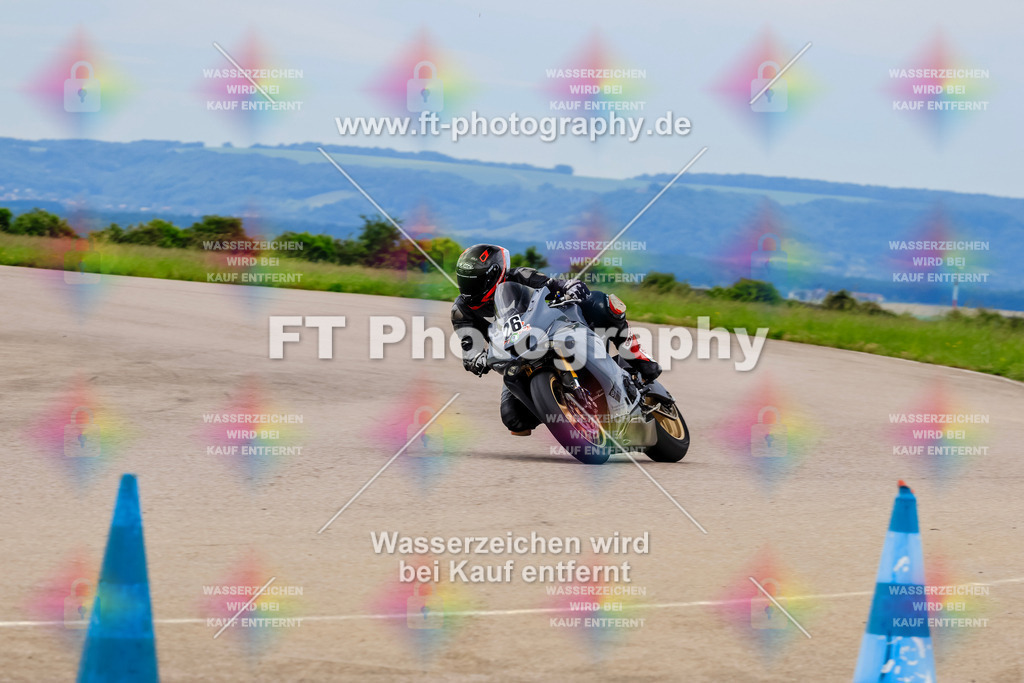 MotoTeam-2810 | Hier findet Ihr Bilder von Touristenfahrten auf der Nürburgring Nordschleife oder von anderen Veranstaltungen die ich besucht habe. Viel Spass beim Durch Schauen 