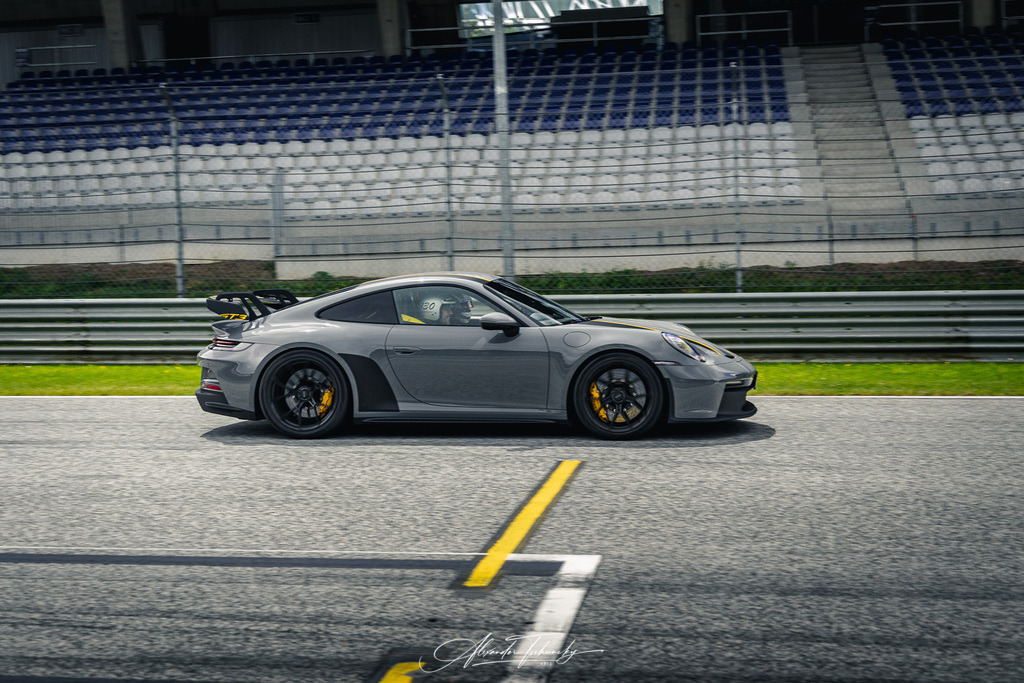 R6AT2857 _Alexander Tschuncky | Entdecken Sie die faszinierende Welt von Alexander Tschuncky Arts: Kreative Fotografie, atemberaubende Automobilkunst und hochwertiger Bilderdruck. Lassen Sie sich inspirieren! - Realisiert mit Pictrs.com