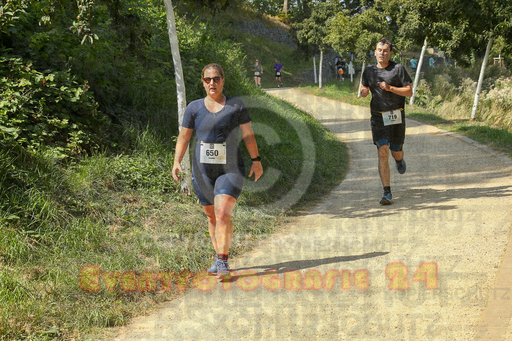 250824_1437_EX1_6914 | Sportfotografie im Rhein-Sieg Kreis, Köln, Bonn, NRW, Rheinland Pfalz, Hessen, etc. Unser Tätigkeitsfeld umfasst den Laufsport vom Volkslauf über den Marathon, Duathlon, Triathon bis zum Ultralauf wie Kölnpfad Ultra oder Schindertrail.