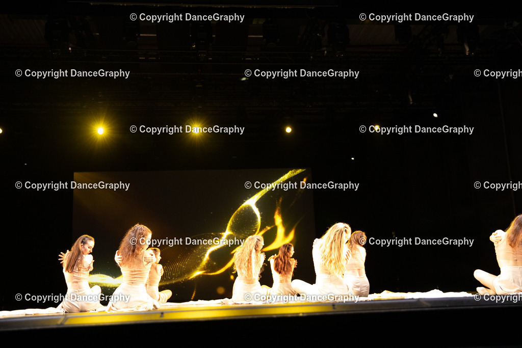 GPHY4156 | DanceGraphy - Realisiert mit Pictrs.com