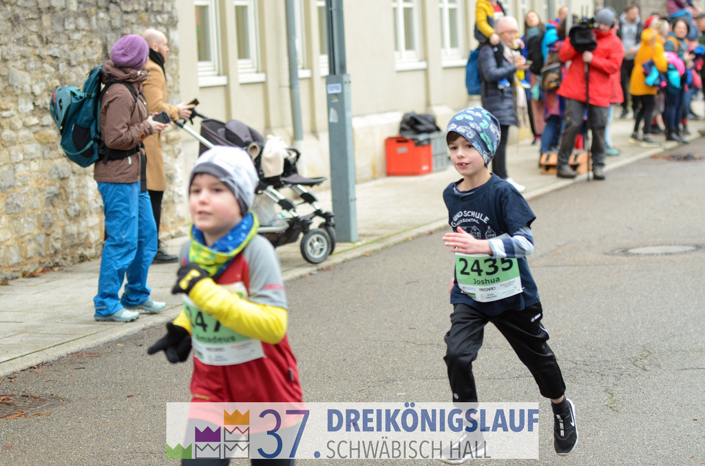 AOK JuniorCup 400m | 3Koenigslauf 2023 - Realisiert mit Pictrs.com