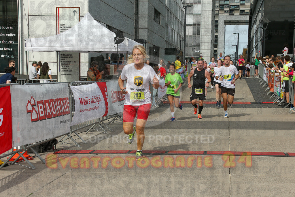 250920_1329_EX1_4951 | Sportfotografie im Rhein-Sieg Kreis, Köln, Bonn, NRW, Rheinland Pfalz, Hessen, etc. Unser Tätigkeitsfeld umfasst den Laufsport vom Volkslauf über den Marathon, Duathlon, Triathon bis zum Ultralauf wie Kölnpfad Ultra oder Schindertrail.