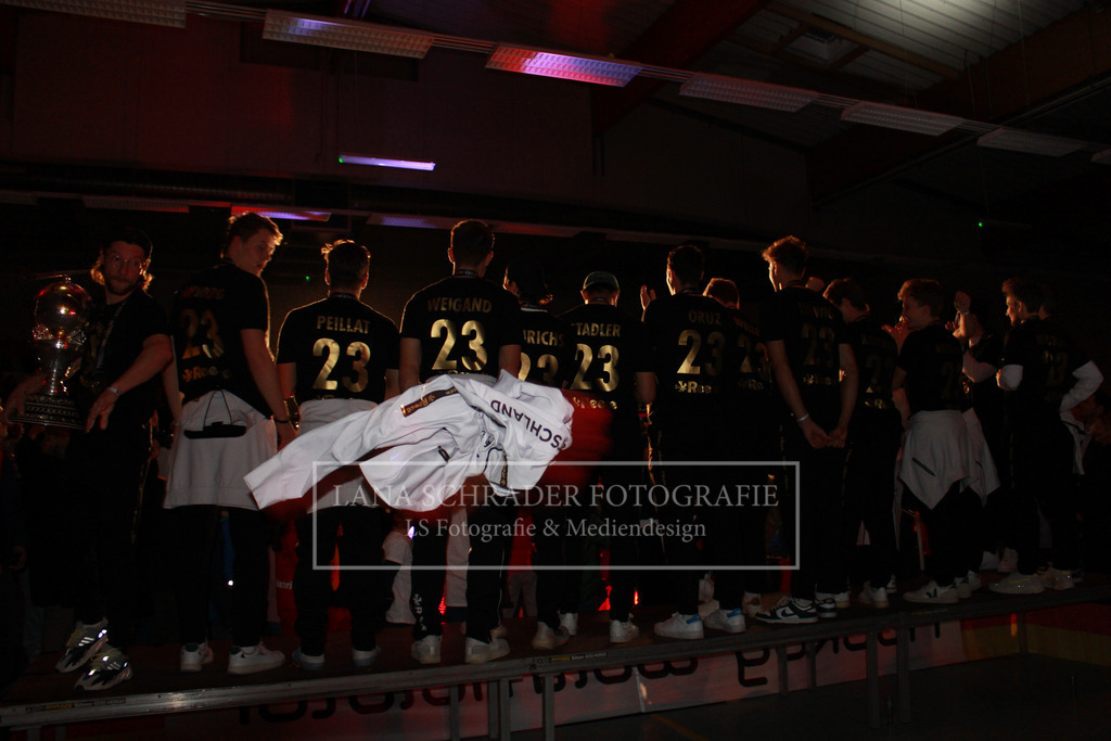 WM EMPFANG 30.01.23 LSF-23 | lanaschraderfotografie - Realisiert mit Pictrs.com