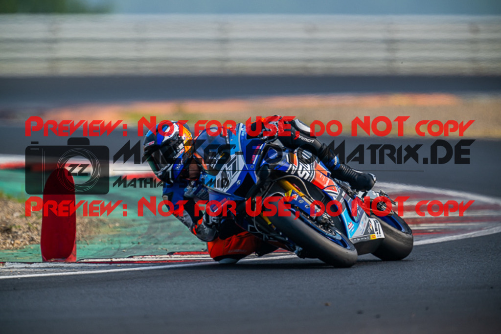 MaZZes_FotoMatrix_220626_4433 | IDM1000