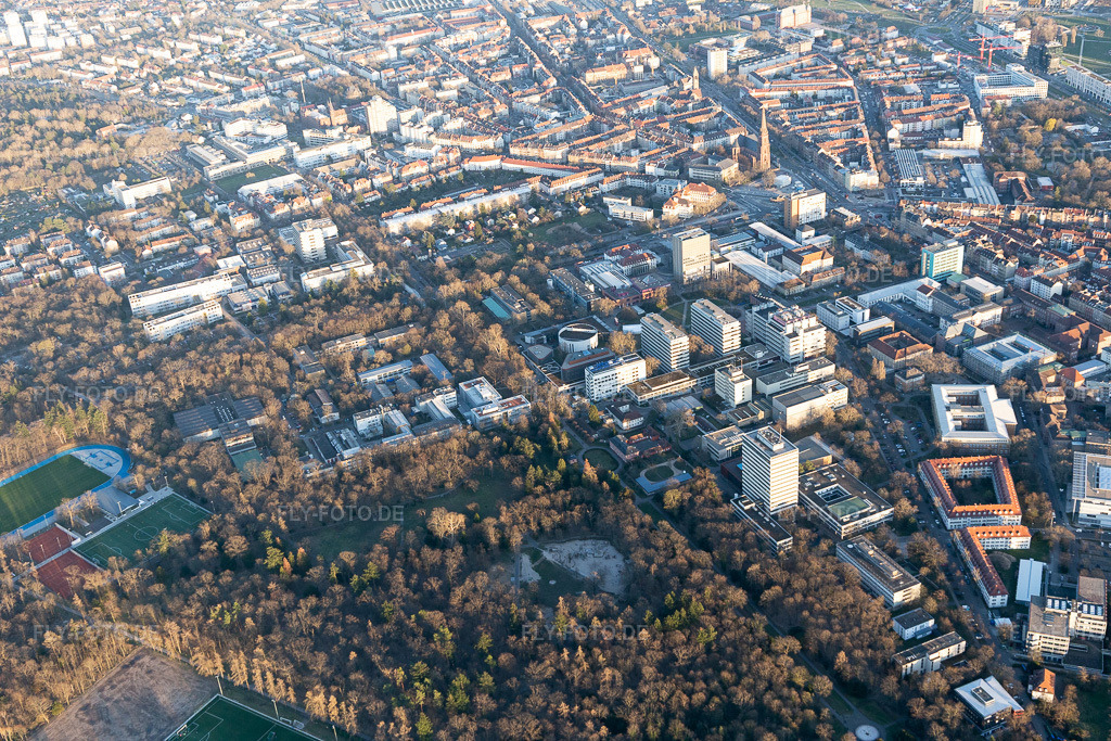 Luftbild: KIT Campus Süd im Ortsteil Innenstadt-Ost in Karlsruhe im Bundesland Baden-Württemberg in Deutschland. Foto: IMG_112953.jpg vom 20.03.2019 durch Werner Riehm/FLY-FOTO.de
