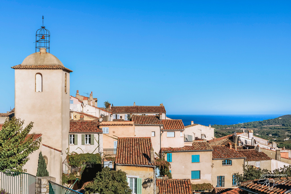 Ramatuelle | Herzlich willkommen auf meiner Seite! Ich bin Elke Wallnisch, Deine Fotografin für lichtstarke Momente. Der Name steht für alles, was mich mit der Fotografie verbindet: Das Licht und seine machtvolle Wirkung auf eine Situation oder unsere Stimmung - Realisiert mit Pictrs.com