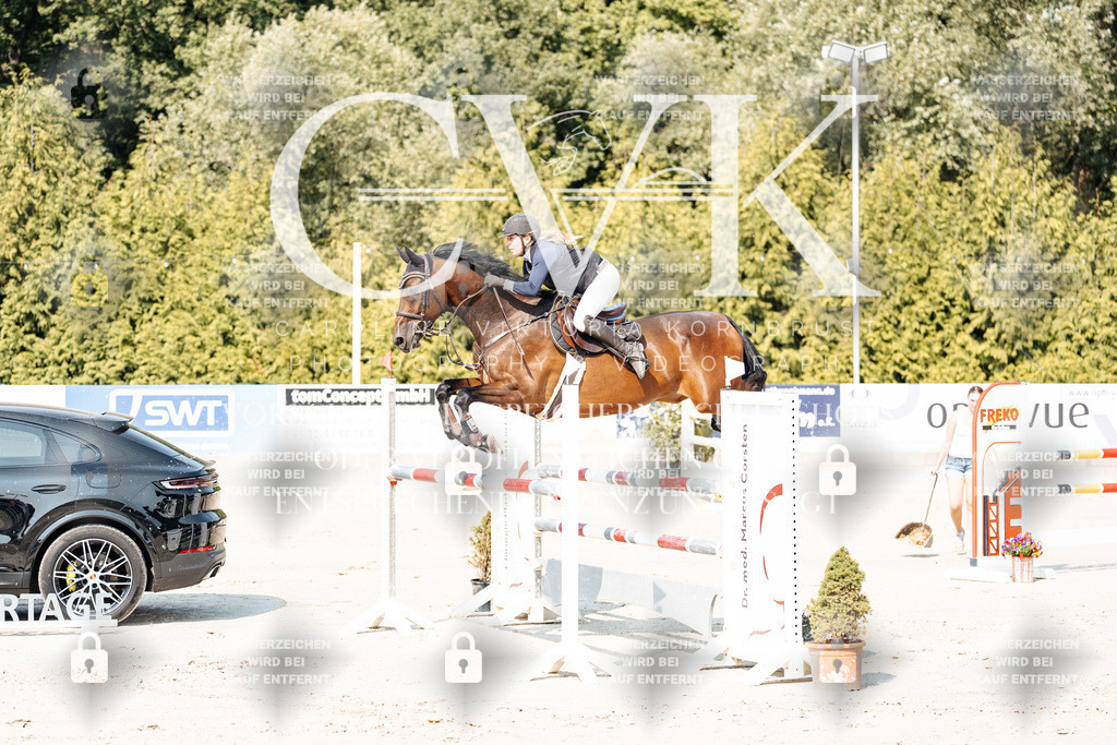 CK902240 | Turnierfotografie Pferdefotografie Trier Rheinland-Pfalz Pferdesport Reitsport Tierfotografie Sportfotografie Pferdevideo Pferdevideografie Equestrianvideography equestrianphotography  - Realisiert mit Pictrs.com