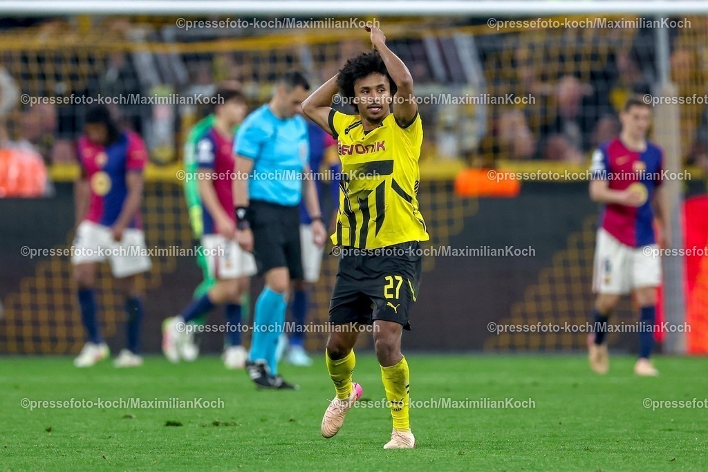 UCL1504251082 | 15.04.2025, Fußball, UEFA Champions League, Borussia Dortmund - FC Barcelona, BVB Stadion, Viertelfinale, Saison 2024 2025: Torjubel nach dem 2:0 durch Torschütze Serhou Guirassy (BVB #9) - Karim Adeyemi (BVB #27) jubelndRegulations prohibit any use of photographs as image sequences and or quasi-video.