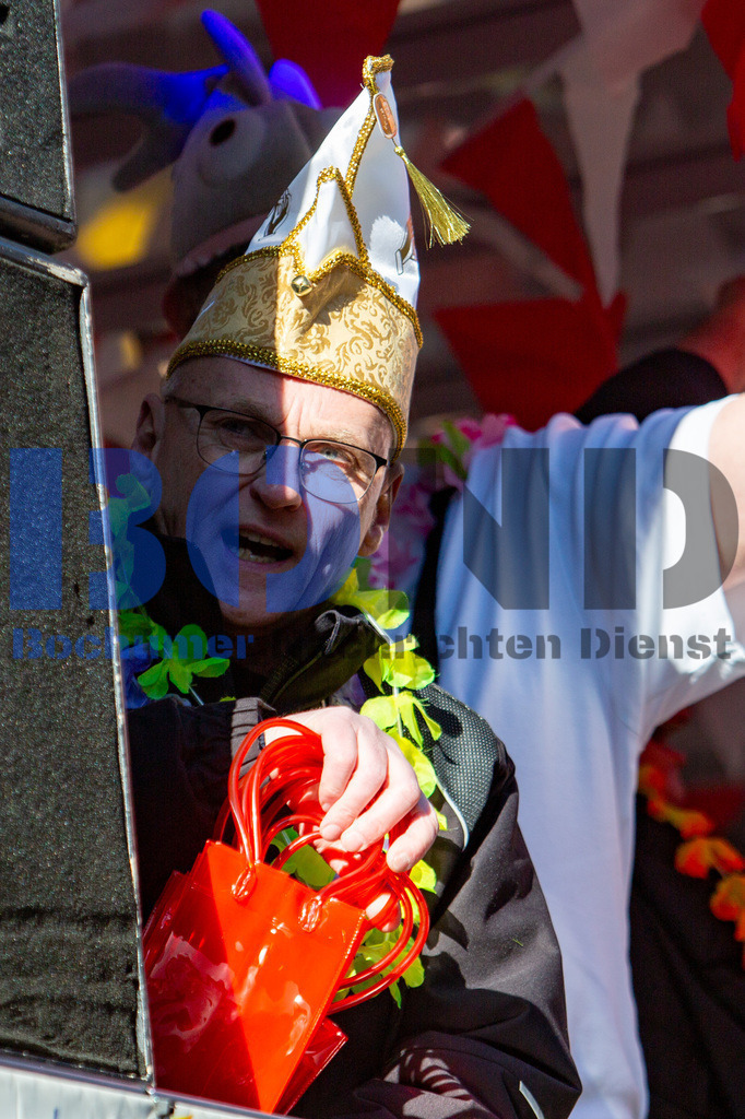 JEM_WATKAR20250302-64 | bond - Realisiert mit Pictrs.com