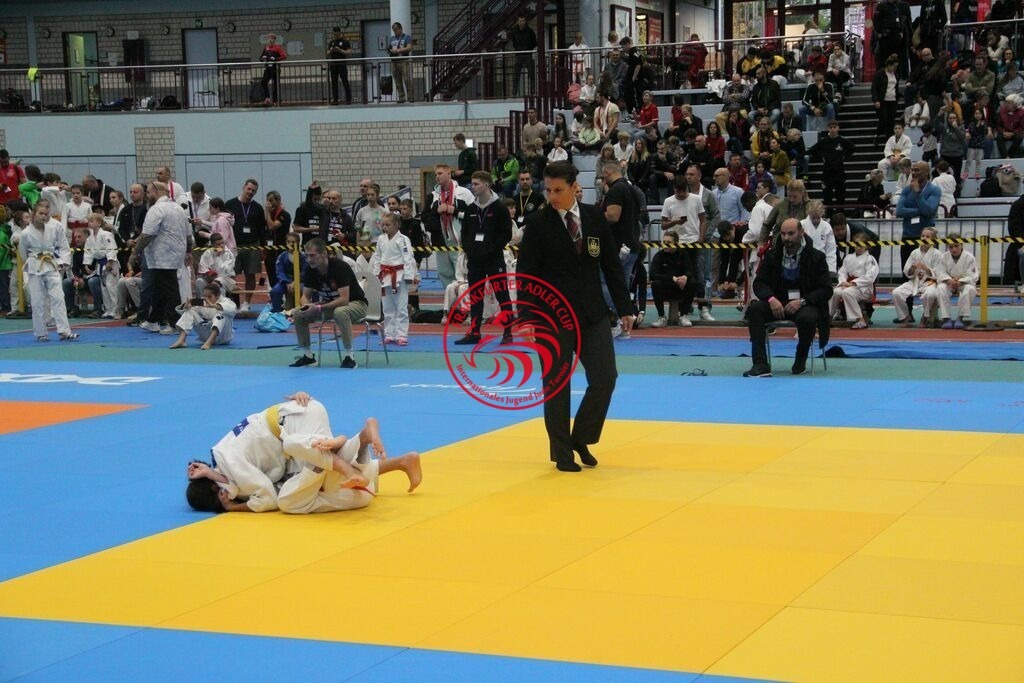 IMG_3001 | Fotos vom Adler Cup - Pictures from Adler Cup

Hier findet Ihr alle Eindrücke und großen Momente der Adler Cup Wochenenden. Here you will find all impressions and great moments of the Adler Cup weekends. - Realisiert mit Pictrs.com