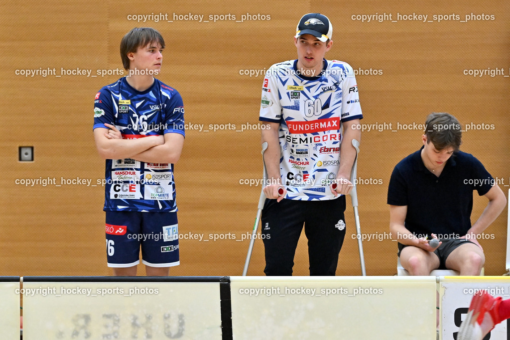 VSV Unihockye vs. KAC Floorball | #76 Florian Achernig VSV Unihockey, #66 Jakob Rainer VSV Unihockey, VSV Unihockye vs. KAC Floorball, VSV Unihockye vs. KAC Floorball am 13.04.2025 in Villach (Ballspielhalle St. Martin), Austria, (Photo by Bernd Stefan)