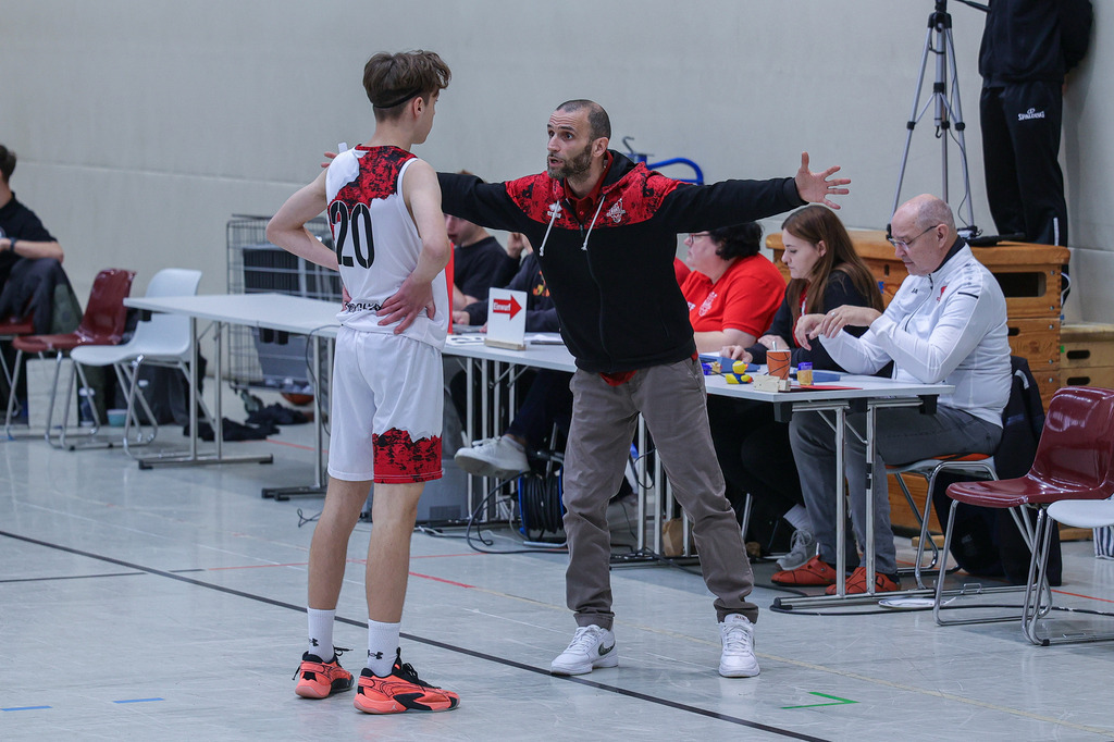 JBBL BAYER GIANTS vs Young Lions Wuppertal-39 | Fotos von Basketballspielen aus dem Raum NRW fotografiert von Gero Mueller-Laschet und Daniel Schaefer - Realisiert mit Pictrs.com