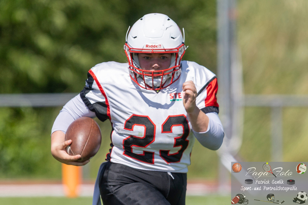 GFLW 1: German Football League Women 1: Rodgau Pioneers Ladies - Stuttgart Scorpions Sisters, 07.06.2026 | läuft den Ball, Freisteller, Portrait / Porträt, Annalena Welter (Stuttgart Scorpions Sisters #23)Rodgau Pioneers Ladies - Stuttgart Scorpions Sisters, Rodgau, Maingau-Energie-Stadion "Am Weichsee", 7.6.2026 - Realisiert mit Pictrs.com
