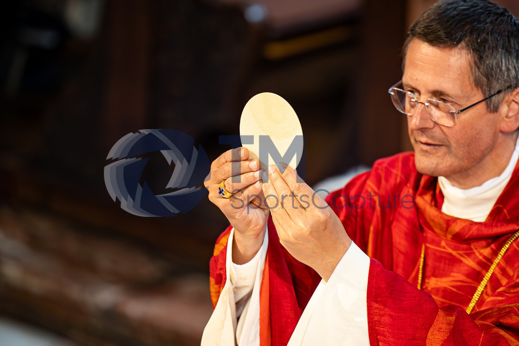 _06_9099-Verbessert-RR | Firmung Dom Klagenfurt 8.6.24