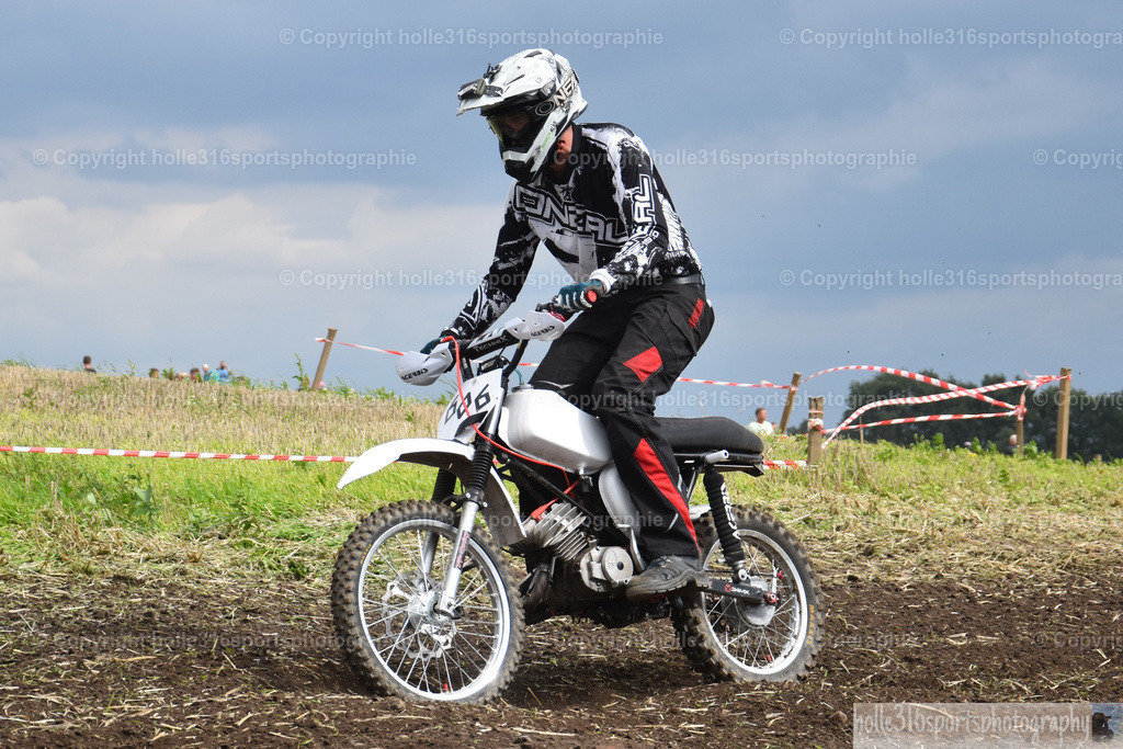 DSC_0057_01 (2) | Sportfotografie , Motorsport, Motoross, Reitsport, Mointainbike, Enduro,
Landschaft , Outdoor, Eventfotografie, Landschaft, Bilder online bestellen - Realisiert mit Pictrs.com