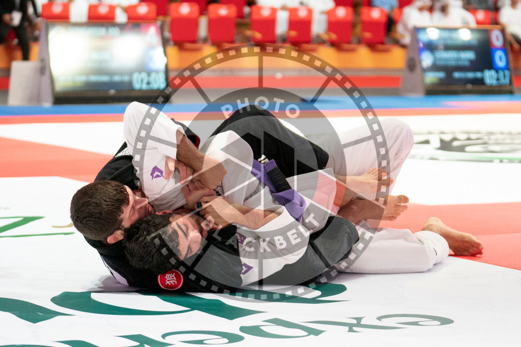 20231109PBB5356 | Fighters compete during the AJP World Professional Championship in the Mubadala Arena in Abu Dhabi, Arab United Emirates, on November 9, 2023.