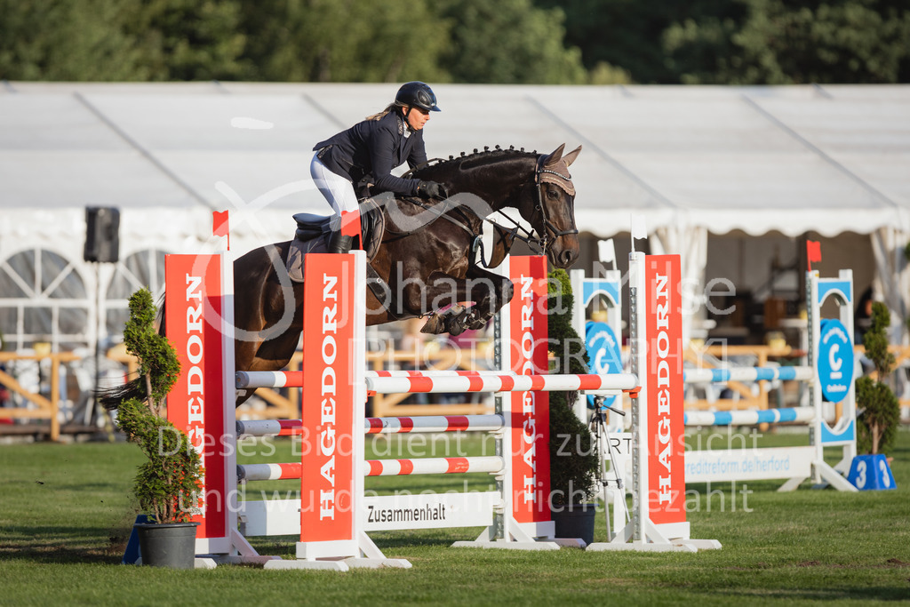 220714_LC_A2-Spr-934 | Deine schönsten Turniermomente als professionelle Fotos! Entdecke hochwertige Pferdesport-Fotografie im Online-Shop. Jetzt Fotos finden & bestellen!