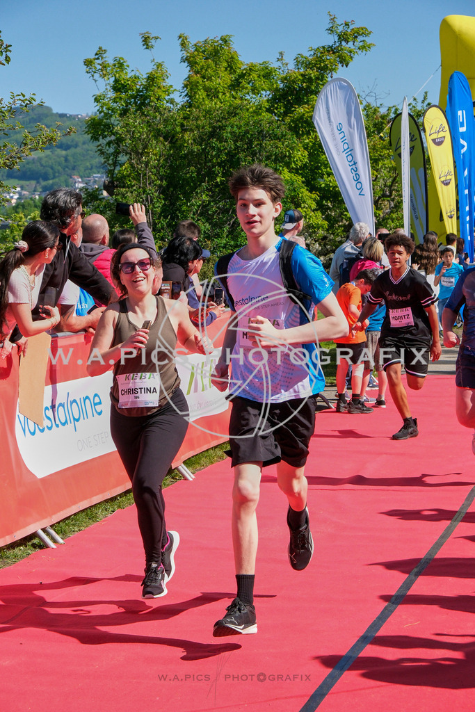 ..... | LINZ,AUSTRIA,27.April 24, Int. 3 Brückenlauf Linz  , Image shows: Photo: WAPICS / Michael ring