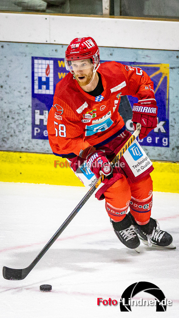 Testspiel EC Peiting vs EV Lindau Islanders | Eishockey Oberliga Süd Vorbereitung 2023/2024, Testspiel EC Peiting vs EV Lindau Islanders
Sean MORGAN (ECP 58) in Aktion,
2023-09-15 in Peiting (Eisstadion)
58 Sean MORGAN (ECP 58)
Copyright: FotoLindner