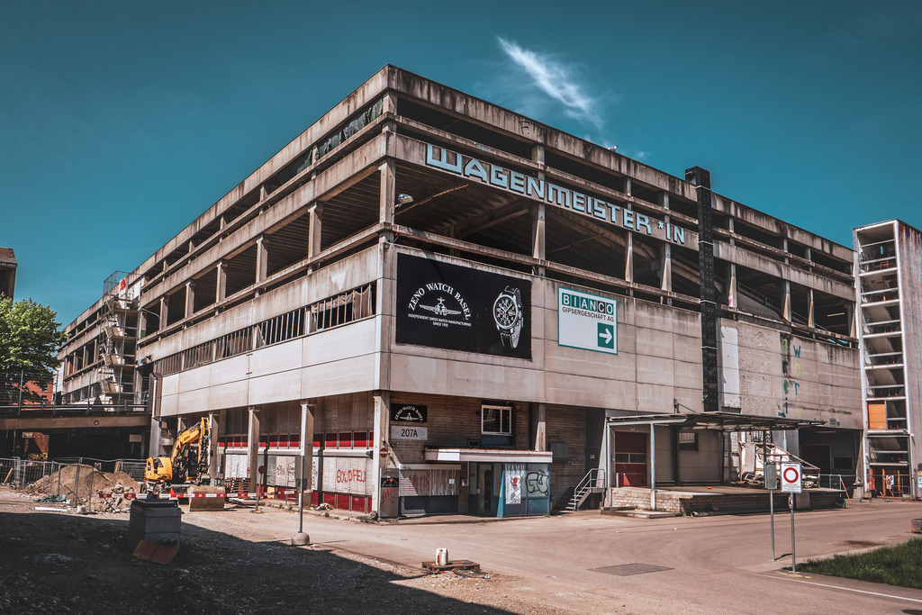 alte Wagenmeisterei Basel | Schöne Fotografien aus der Stadt und der Natur zum bestellen oder selber hochladen. Druck auf Foto, Postkarte, Kalender, FineArt Hahnemühle, Alu-Dibond , Akustikbilder zur Absorption von Schall und Lärm etc. - Realisiert mit Pictrs.com