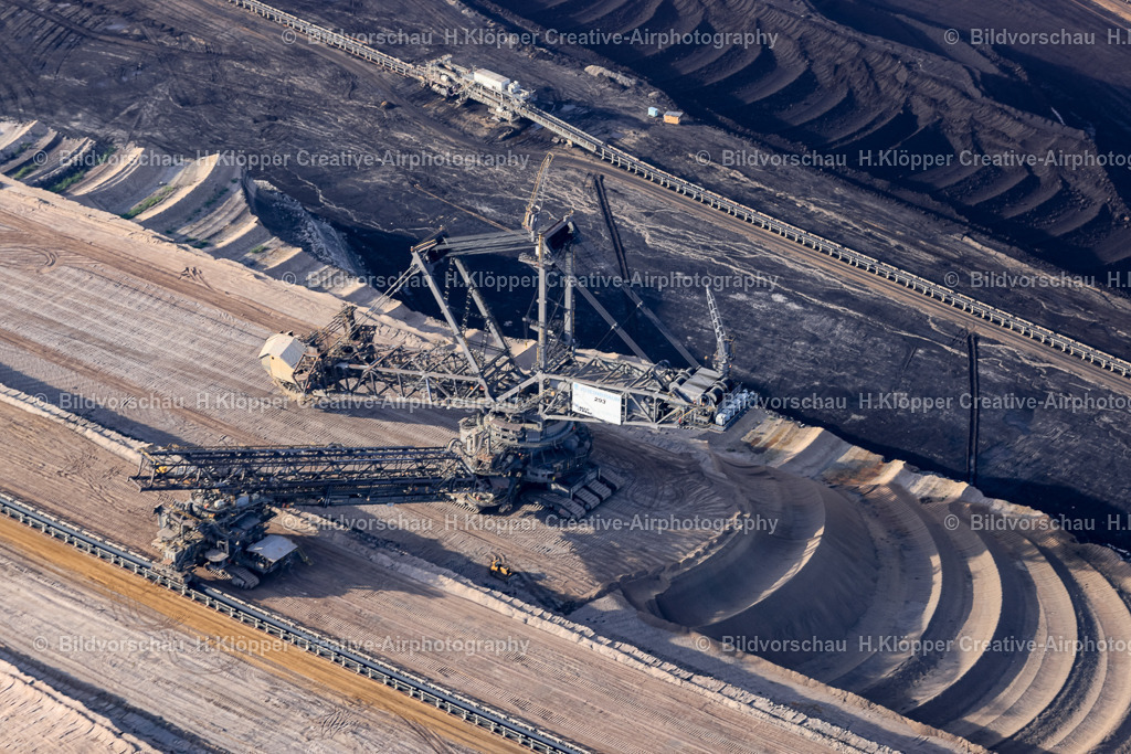 Luftbild-Niederzier-Tagebau Hambach-8338 | Luftbildfotografie Hermann Klöpper - Realized with Pictrs.com