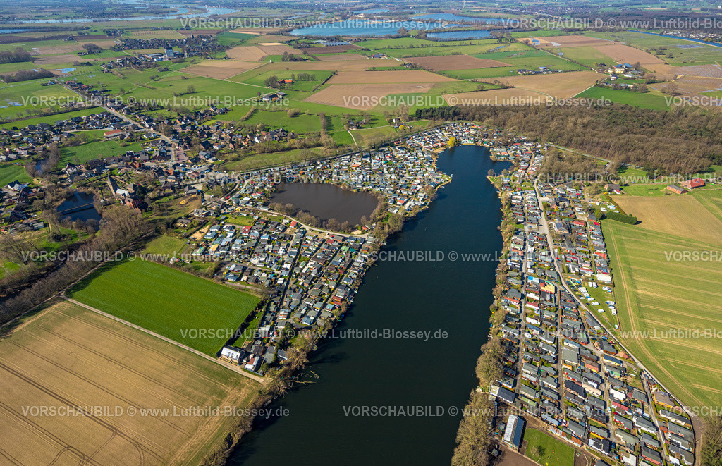 Rees240312044 | Luftbild, Haffensche Landwehr Lange Renne Gewässer und Naturschutzgebiet mit Campingplatz Bömer Zur Rose mit Teich, Campingplatz im Bonekamp, Campingplatz Zur Langen Renne, Fernsicht, Mehr, Rees, Nordrhein-Westfalen, Deutschland