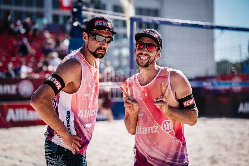 Beachvolleyball | Männer | Allianz German Beach Tour 2025 | Tourstop Berlin | 21.08.2025 | v.l. Jonathan Erdmann und Nejc Zemljak