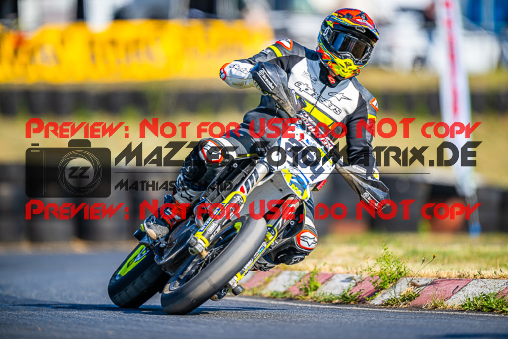 MaZZes_FotoMatrix_220529_5176 | Fotograf Mathias Schmid
Sportfotograf,
Eventfotograf,
Hochzeitsfotograf,
Portraitfotograf