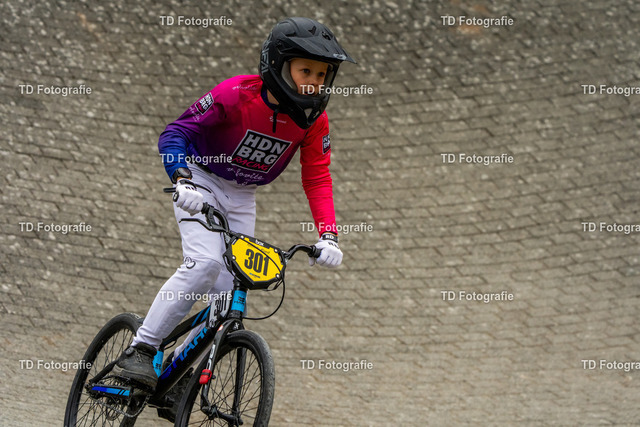 BayBMX2026-05579 | Fotogalerie von Thomas Dettweiler mit Eventbildern und lizenzfreien Fotos. Perfekt als Wandbild, für Büro, Website oder private Nutzung. - Realisiert mit Pictrs.com