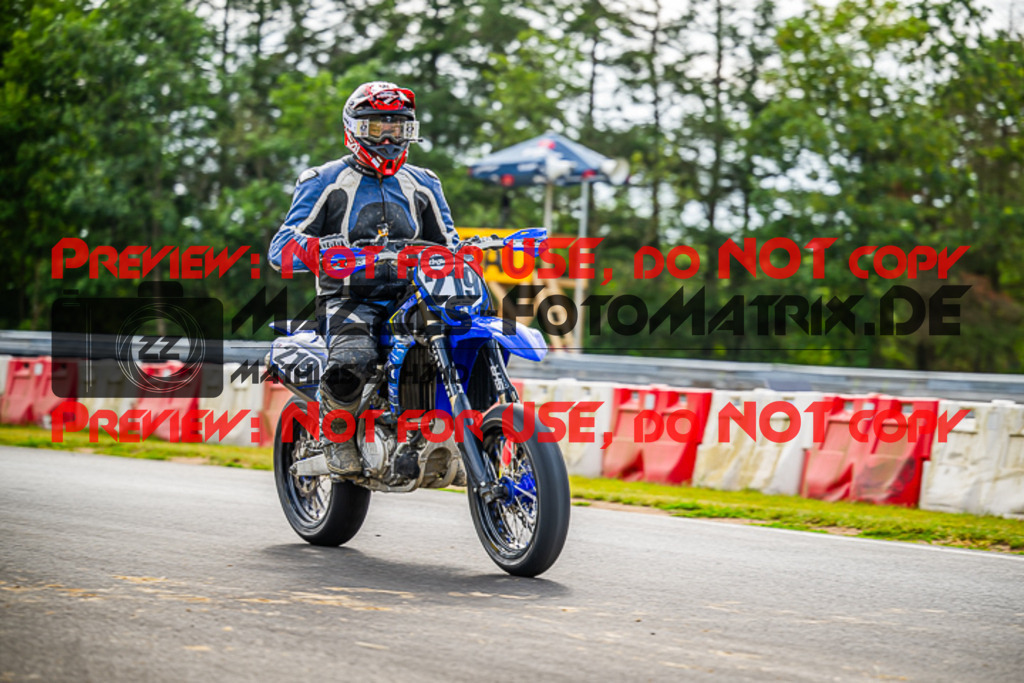 MaZZes_FotoMatrix_230702_0532 | S4