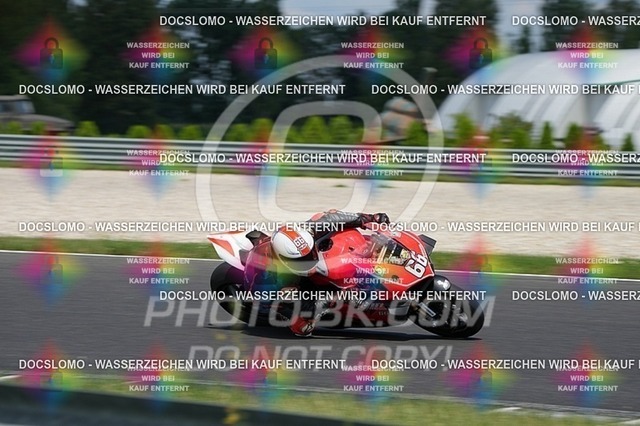 2025_07_19_PBK_25742 | Sportfotografie; SlowMotion; Video; Rennstrecke; Hafeneger; Speer; Racing; RSE; BMW; CBO; Trackday; Motorsportarena; Hockenheimring; Brno; Most; Barcelona; Valencia