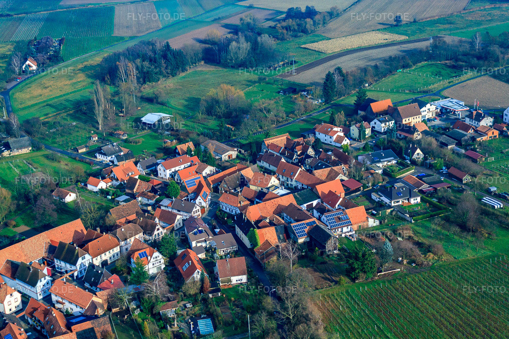 Luftbild: untere Hauptstr in Oberhausen im Bundesland Rheinland-Pfalz in Deutschland. Foto: IMG_35560.jpg vom 20.11.2010 durch Werner Riehm/FLY-FOTO.de