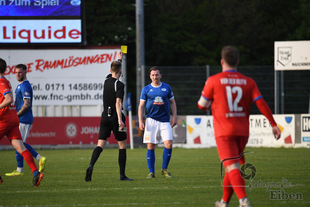 SSV Jeddeloh-SV Drochtersen/Assel | Herren Regionalliga; SSV Jeddeloh (blau)-SV Drochtersen/Assel (rot) am 30.04.2024; in Jeddeloh (53-Acht Arena), Photo: Philip Eiben 2024 - Realisiert mit Pictrs.com