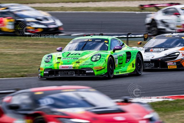 DTM225_052412424901669MC | DTM, 3. + 4. Rennen Lausitzring 2025 - Foto: Gruppe C Photography; #90 Porsche 911 GT3 R (992), Manthey EMA: Ayhancan Güven - Realisiert mit Pictrs.com