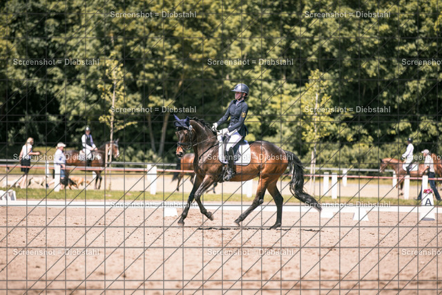 _W6A2563 | ronjaprokoschfotografie - Realisiert mit Pictrs.com