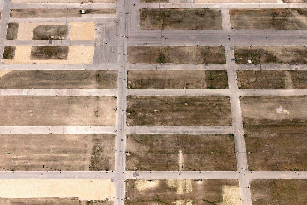 dr__0051718.jpg | MüNCHEN 23.04.2020 Blick auf die Theresienwiese in München im Bundesland Bayern. Auf der Sonderfreifläche finden neben dem Oktoberfest regelmäßig Veranstaltungen wie das Landwirtschaftsfest, das Frühlingsfest, das Tollwood - Festival sowie Zirkustourneen statt. // View of the Theresienwiese in Munich in the state Bavaria. Foto: Daniel Reiter