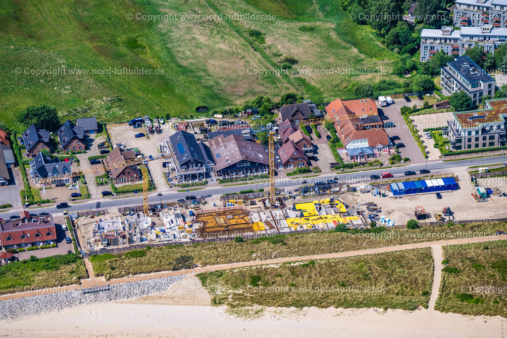 Sylt_List_Sylter_Royal_Dittmeyers_Austern_Companie_ELS_5857130625 | LIST AUF SYLT 21.06.2025 Baustelle zum Neubau eines Mehrfamilien- Wohnhauses " The Dunes " an der Hafenstraße, Oststrand Promenade in List auf Sylt im Bundesland Schleswig-Holstein, Deutschland. Weiterführende Informationen bei: AUG. PRIEN Bauunternehmung (GmbH & Co. KG),  AUG. PRIEN Immobilien  Gesellschaft für Projektentwicklung mbH,  Immobilienmanagement Nord GmbH,  Peter Peters Immobilien GmbH & Co. KG. // Construction site for the multi-family residential building " The Dunes " on street Hafenstrasse, Oststrand Promenade in List auf Sylt in the state Schleswig-Holstein, Germany. Further information at: AUG. PRIEN Bauunternehmung (GmbH & Co. KG),  AUG. PRIEN Immobilien  Gesellschaft fuer Projektentwicklung mbH,  Immobilienmanagement Nord GmbH,  Peter Peters Immobilien GmbH & Co. KG. Foto: Martin Elsen