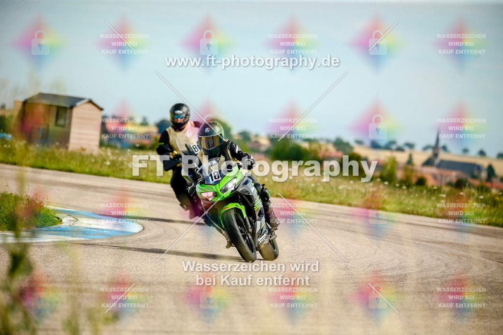 Chambley Juli-2567 | Hier findet Ihr Bilder von Touristenfahrten auf der Nürburgring Nordschleife oder von anderen Veranstaltungen die ich besucht habe. Viel Spass beim Durch Schauen 