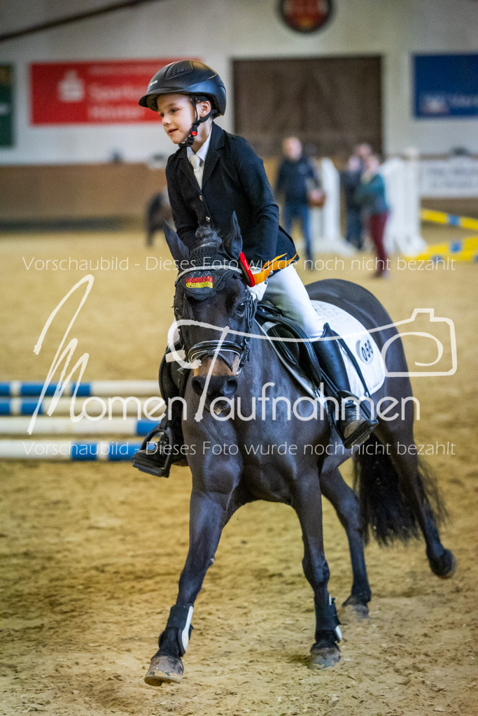 Sth-WBO25-SprR-032 | MomenTaufnahmen Pferdesportfotos