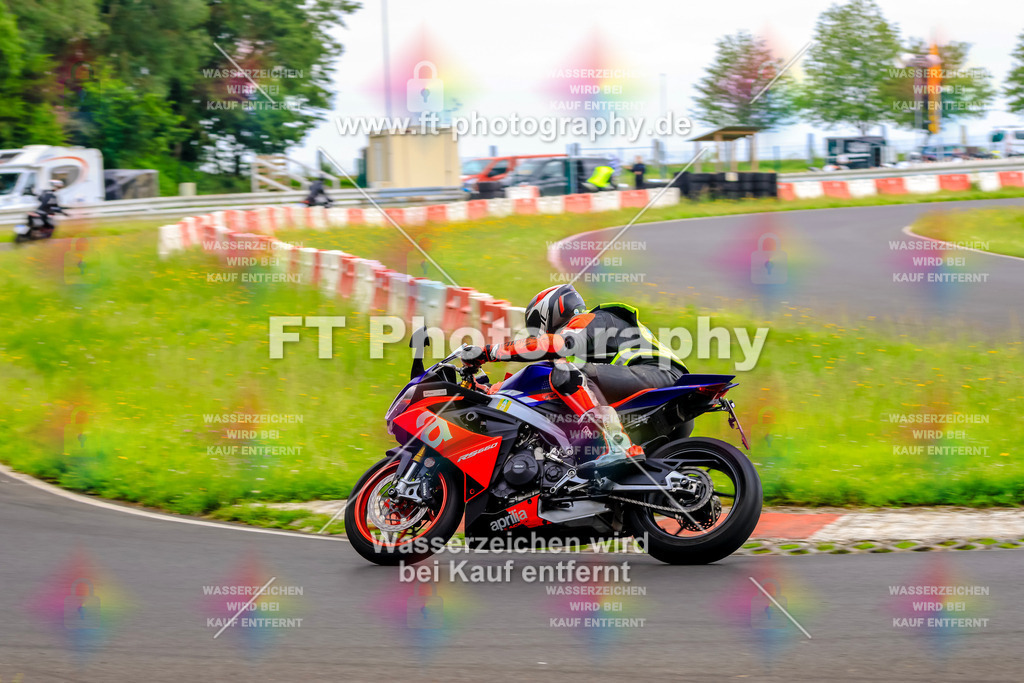 VBK-7912 | Hier findet Ihr Bilder von Touristenfahrten auf der Nürburgring Nordschleife oder von anderen Veranstaltungen die ich besucht habe. Viel Spass beim Durch Schauen 