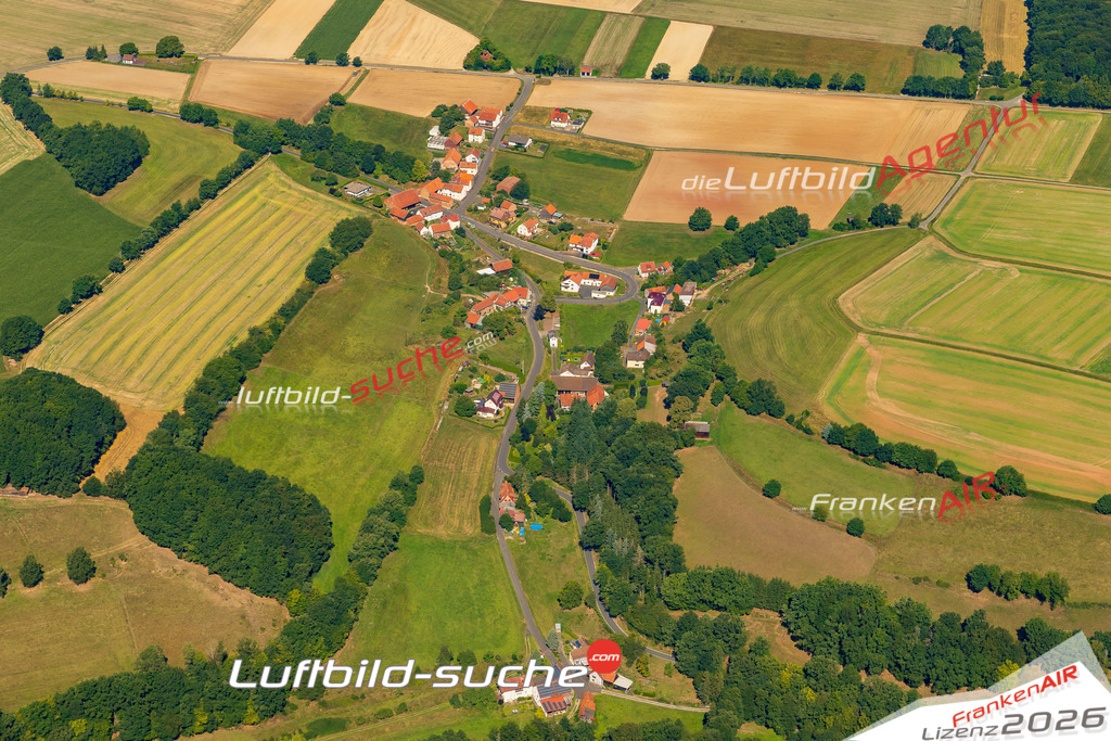 Luftaufnahme Glaam Hohenroda - Die Luftaufnahme wurde 2025 vom UL-Flugzeug heraus erstellt ( ohne Drohne ) - Hochauflösende Luftaufnahme - für professionelle Ausdrucke geeignet. Die Geschenkidee !Mit Lizenz und Bildrechte bestellbar