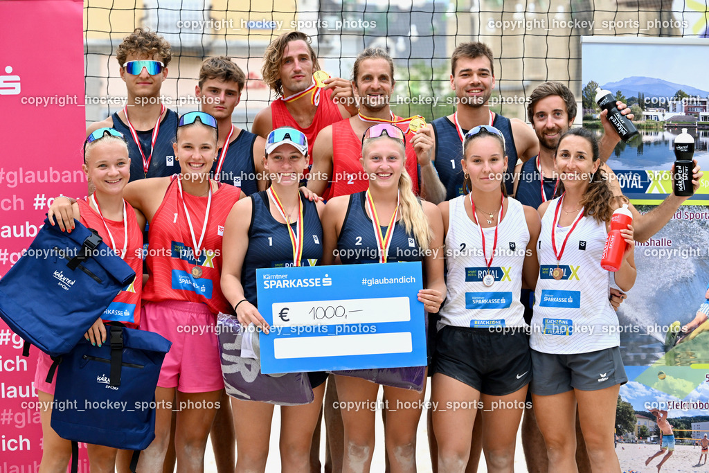 Kärntner Landesmeisterschaft Beach Volleyball | KLEMEN Michael Mario, SPONER Philipp, #2 HUBER Alexander Philipp, #1 FRIEDL Felix, RAINER Christian, RIEGLER Stefan, Kärntner Landesmeisterschaft Beach Volleyball, Kärntner Landesmeisterschaft Beach Volleyball am 18.08.2024 in Villach (Rathausplatz Villach), Austria, (Photo by Bernd Stefan)