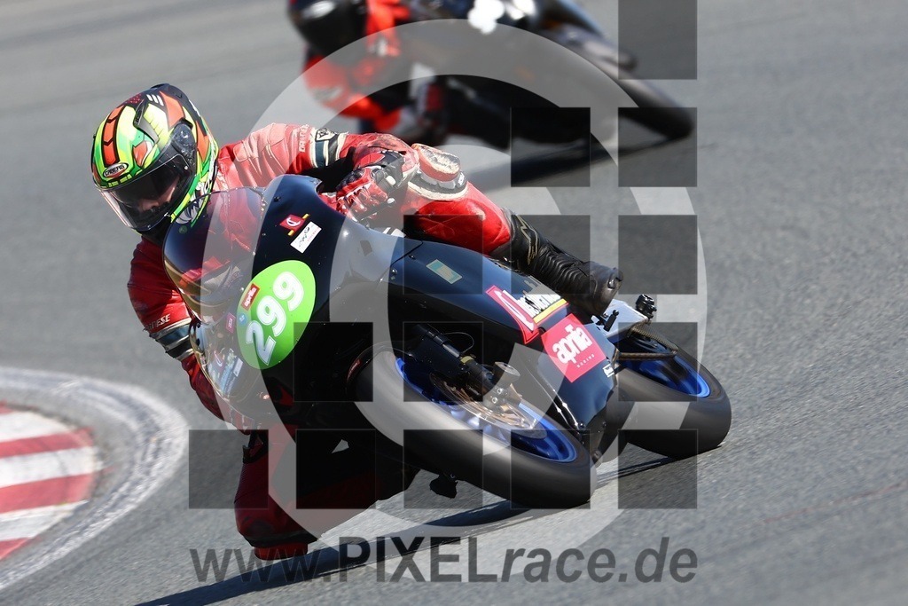 0299-20250412_01955 | Schöne Erinnerungen an spannende Momente - das festzuhalten ist unser Job. PIXELrace.de ist seit 2003 auf den Rennstrecken Europas unterwegs um die Action draußen beim Fahren und die wunderbare Stimmung imm Fahrerlager für euch einzufangen.