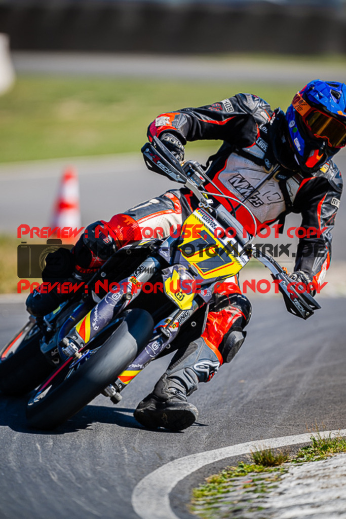 MaZZes_FotoMatrix_220702_2324 | S1