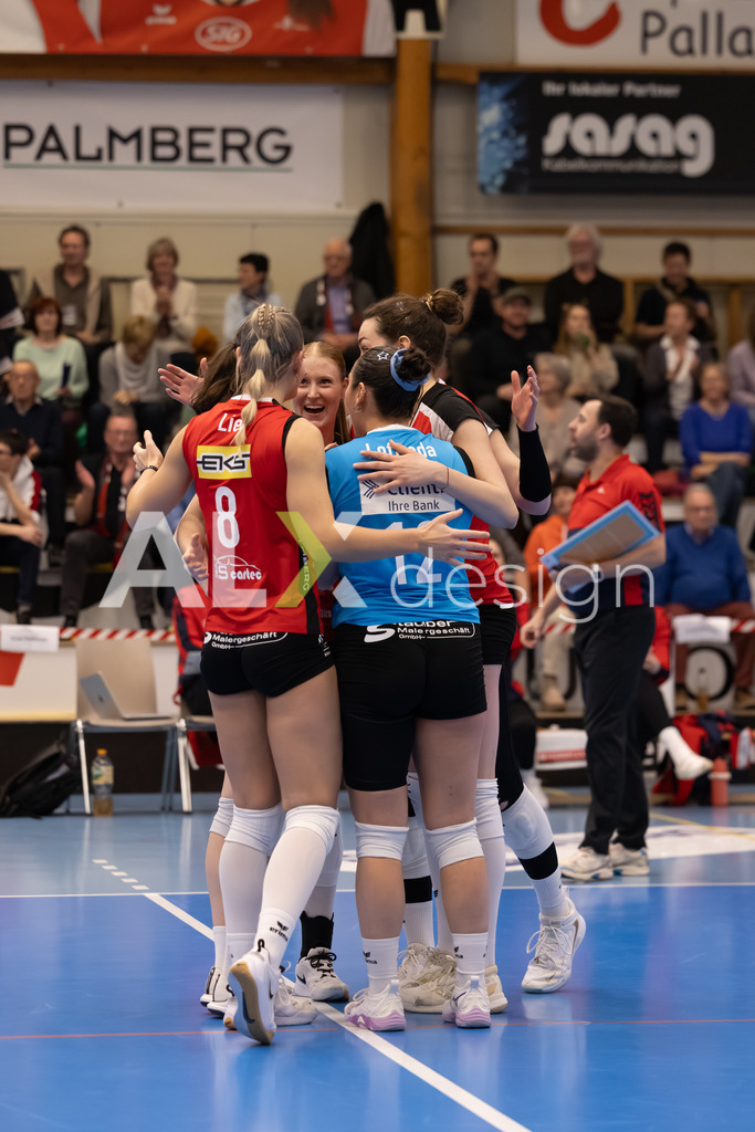 Volleyball I Frauen I Saison 2025-2026 I Volleyball NLA | Women I Round 16 I VC Kanti Schaffhausen - Viteos NUC I 31.01.2026 | VC Kanti Schaffhausen Spielerkreis - Realisiert mit Pictrs.com