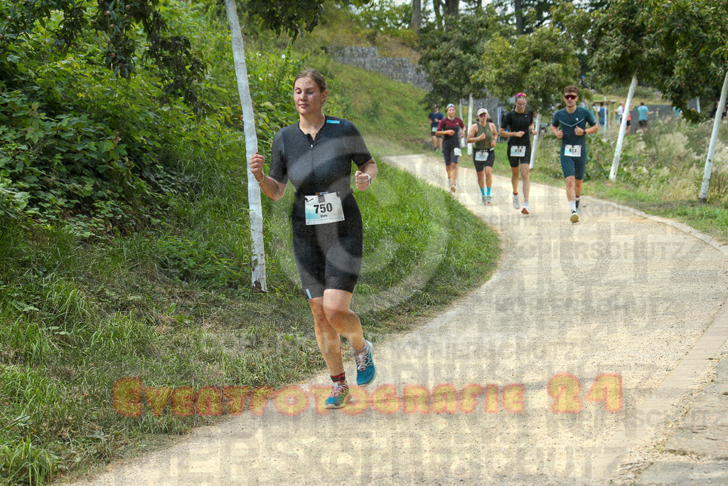 250824_1502_EX1_8363 | Sportfotografie im Rhein-Sieg Kreis, Köln, Bonn, NRW, Rheinland Pfalz, Hessen, etc. Unser Tätigkeitsfeld umfasst den Laufsport vom Volkslauf über den Marathon, Duathlon, Triathon bis zum Ultralauf wie Kölnpfad Ultra oder Schindertrail.