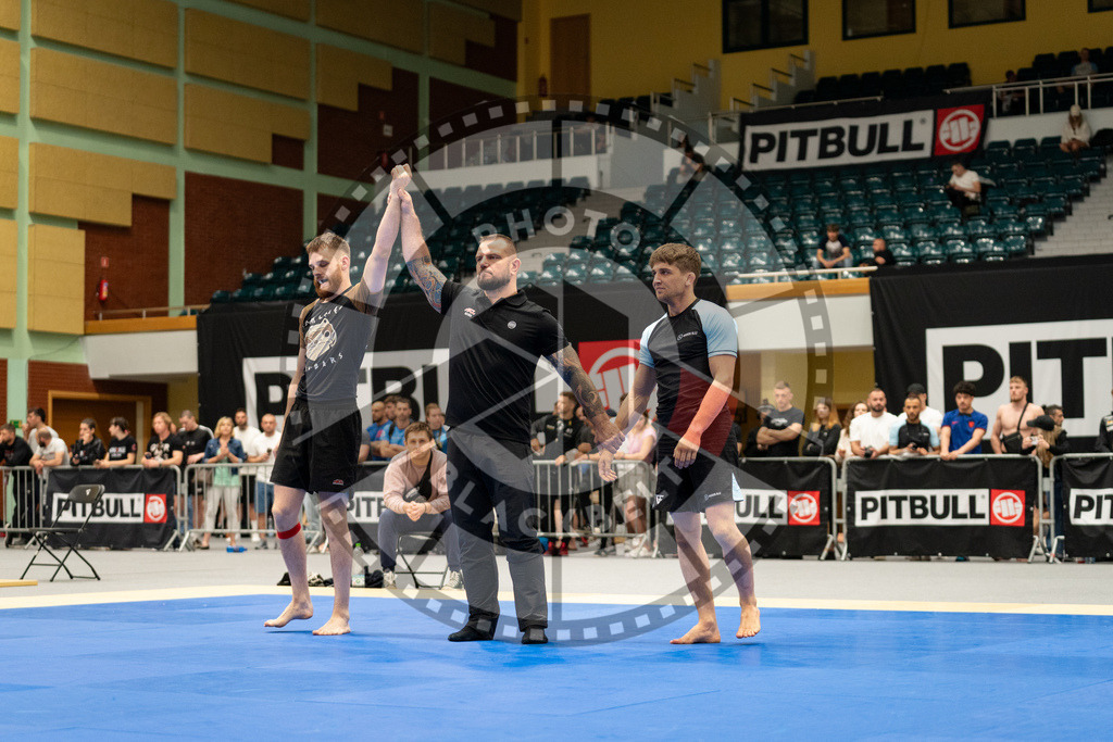 20230311PBB6075 | Maernum Tom vs Bart Dubbeldam compete during the ADCC Central European Open Competition in the Arena Ursyniow in Warsaw, Poland, on June 17, 2023.